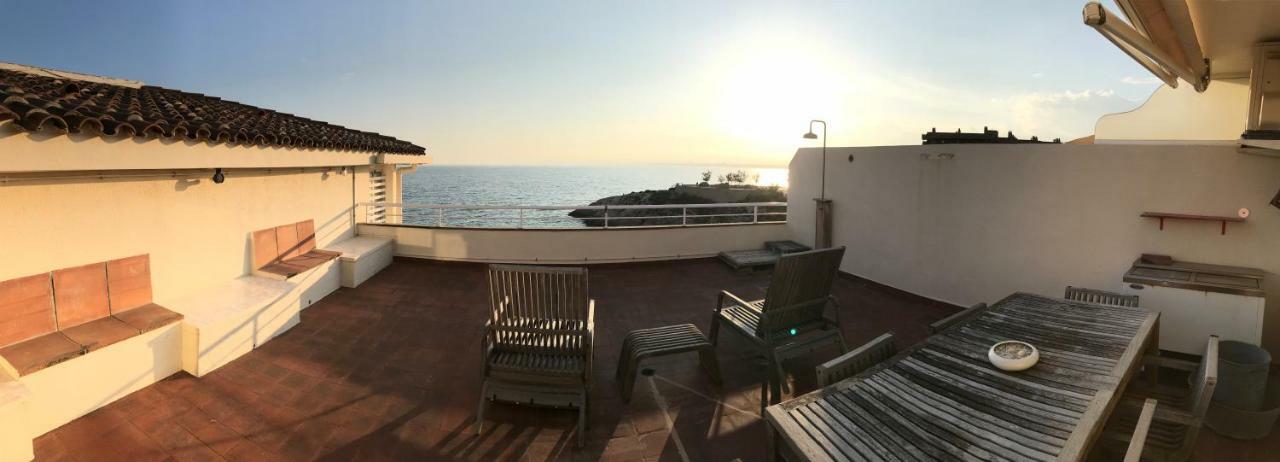 Apartamento Rits Beachfront ซาลอว์ ภายนอก รูปภาพ